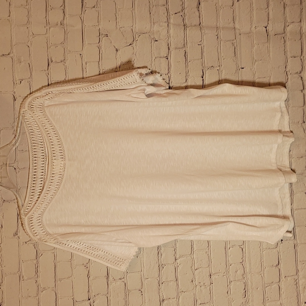NEW Women's Bright White LIghtweight Lace Trim Short Sleeve Top Size 22/24W